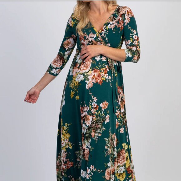 PinkBlush Cream and Purple Floral Print Sash Tie Maternity Maxi Dress, 2X - Picture 4 of 6